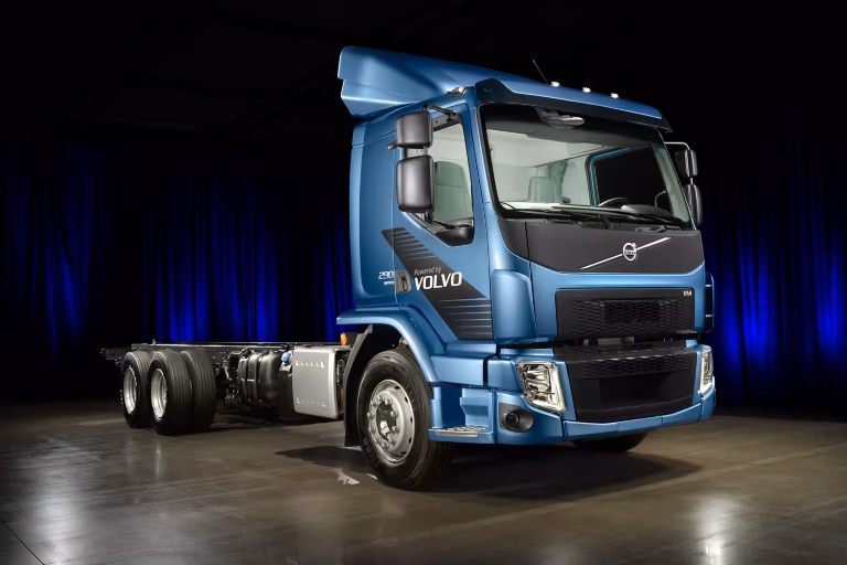 VOLVO VM- 360 6X4