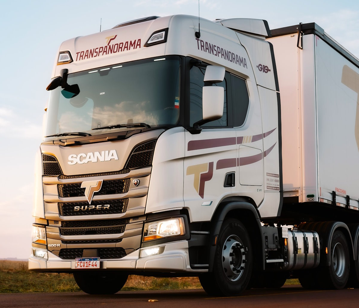Transpanorama Transportes tem vagas para motoristas carreteiros em operação com Câmara Fria