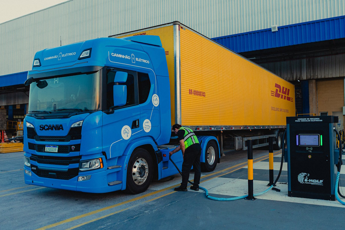 Scania 30G 4×2 elétrico faz rota de longa distância em São Paulo
