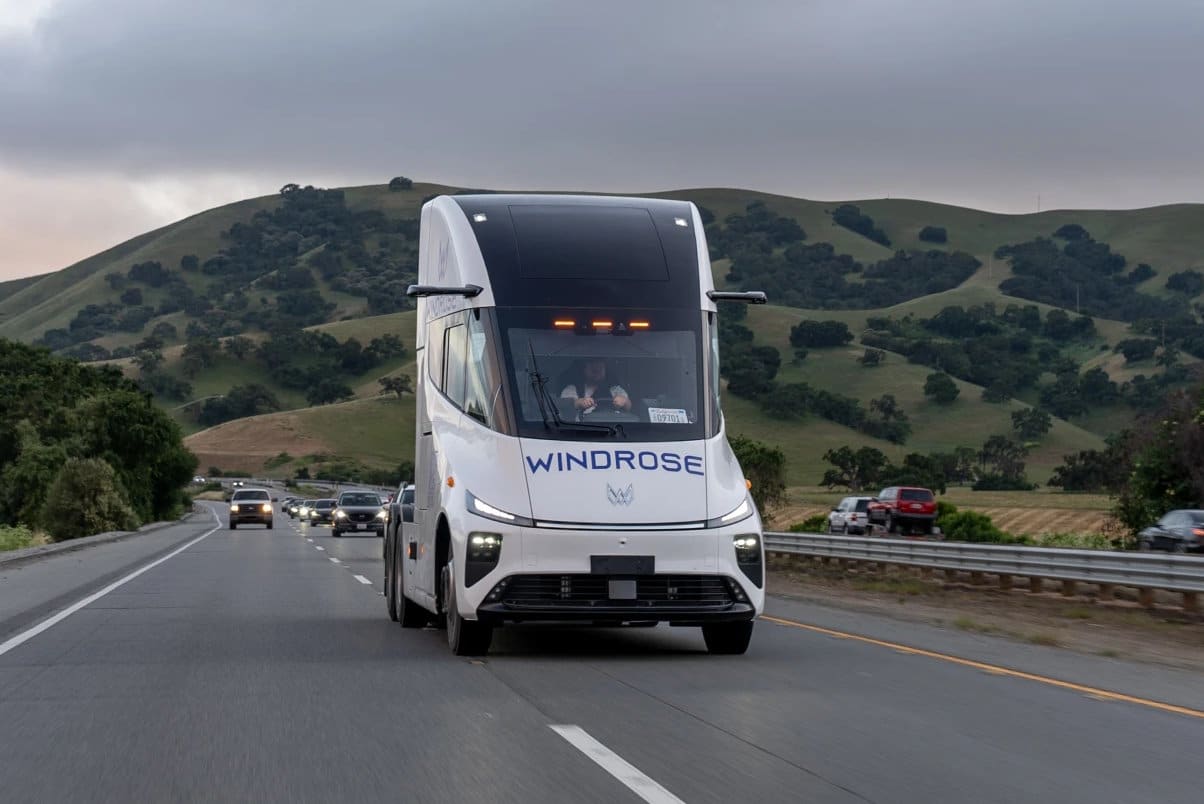 Caminhão elétrico Windrose Global E700 é homologado na Europa