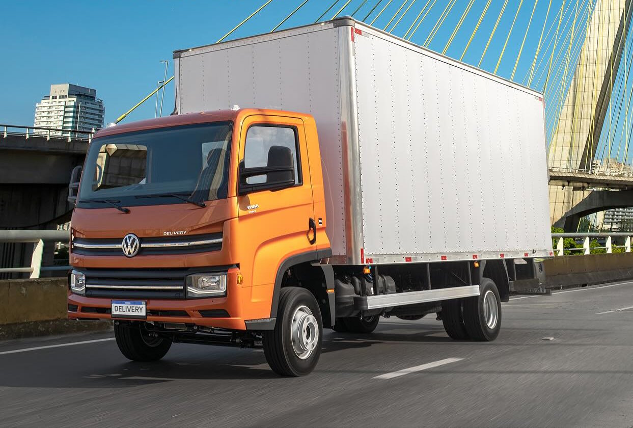 Volkswagen é a marca mais vendida de 2025 no segmento de caminhões