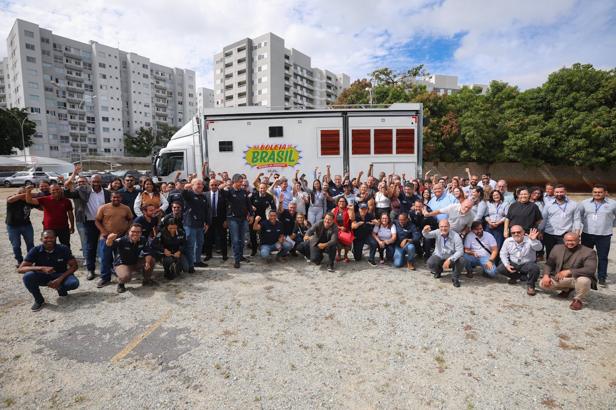 Ministro dos Transportes fará viagem de caminhão por Minas Gerais, Rio de Janeiro e São Paulo