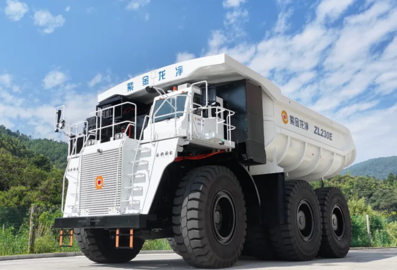 Image for Caminhão gigante elétrico de 350 toneladas é lançado para mineração na China
