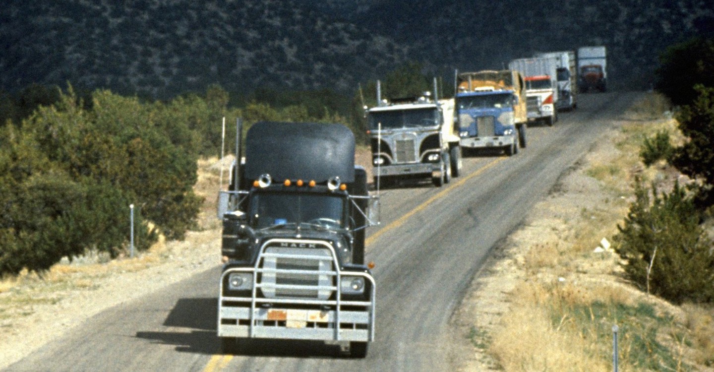 Image for Fã resgata peça original do Mack RS-712LST usado na última cena do filme Comboio de 1978