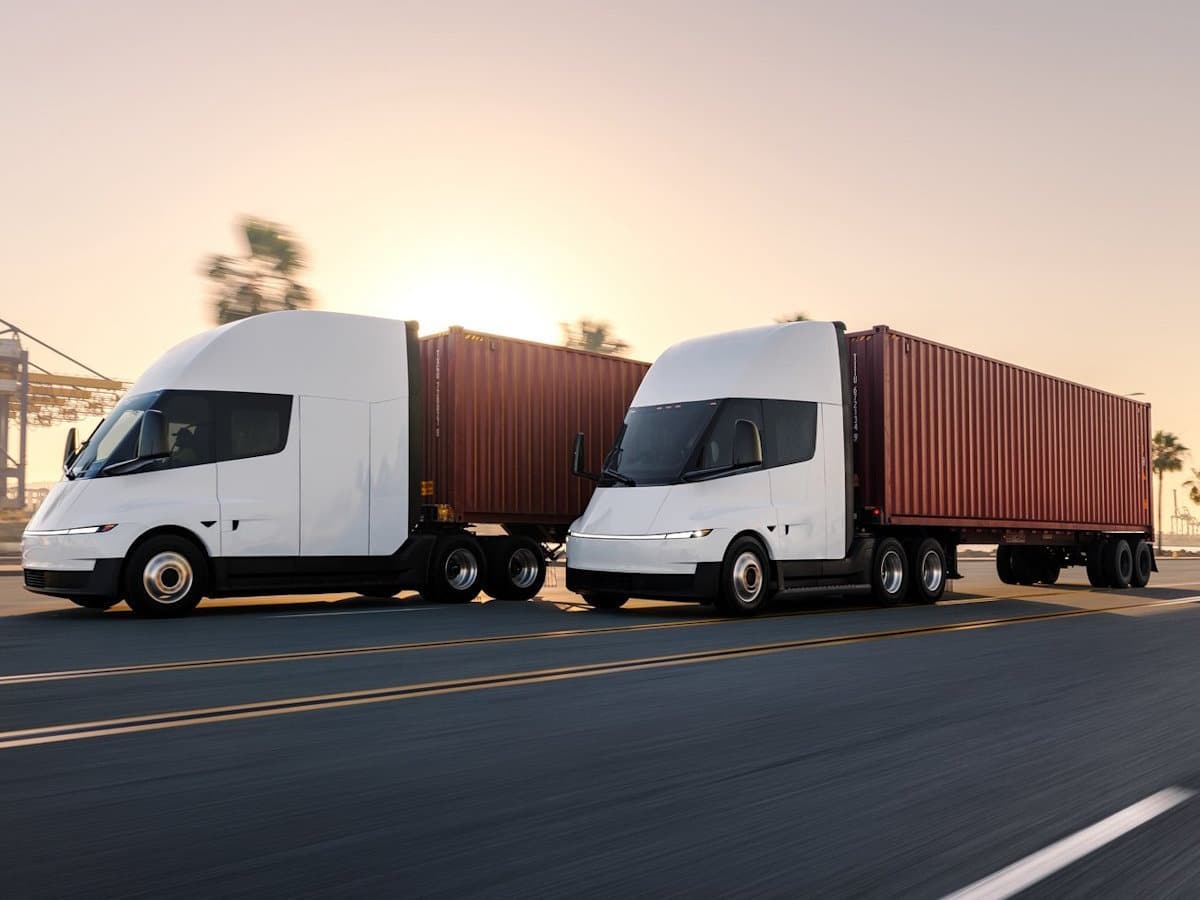 Image for Tesla Semi ganha versão preparada para operação na Europa
