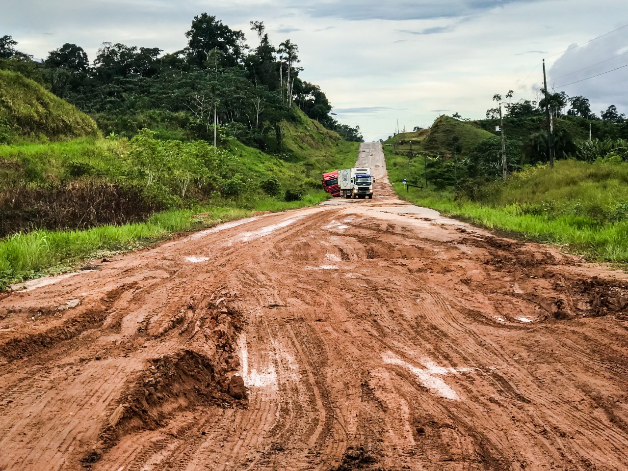 Image for MPF pede que DNIT recupere rodovia BR-364 no Acre